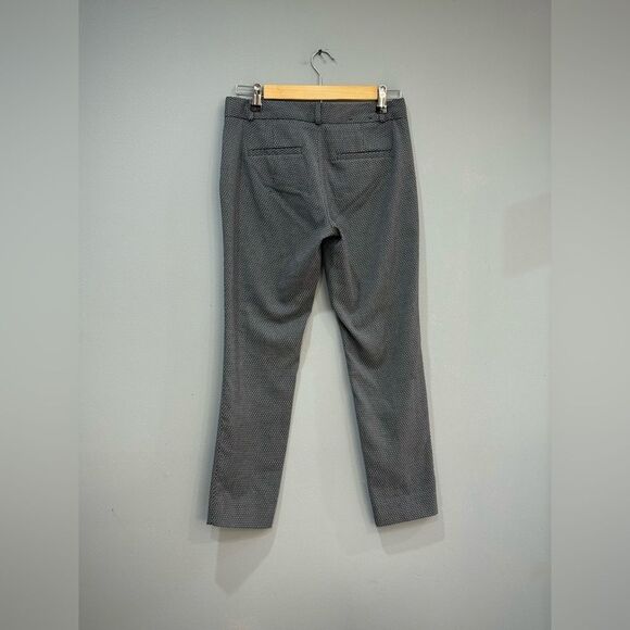 Gray Banana Republic Sloan Cropped Trousers Size 2P EUC - Picture 2 of 4